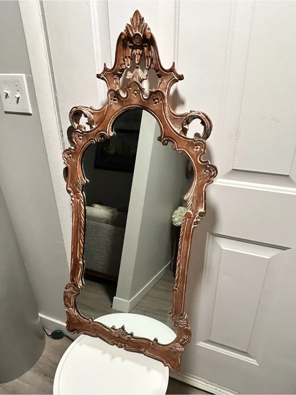 Italian rococo style wall mirror of collection limited edition, LA BARGE